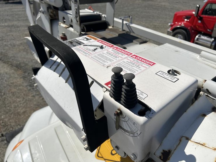 2012-terex-commander-5050-image-57