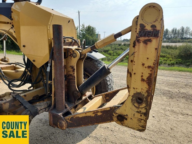 2015-caterpillar-160m-awd-image-35