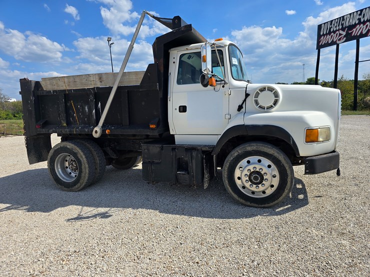 1994-ford-lta9000-image-36