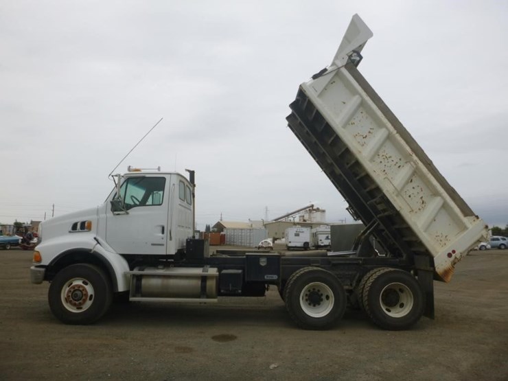 2008-sterling-lt9500-image-7