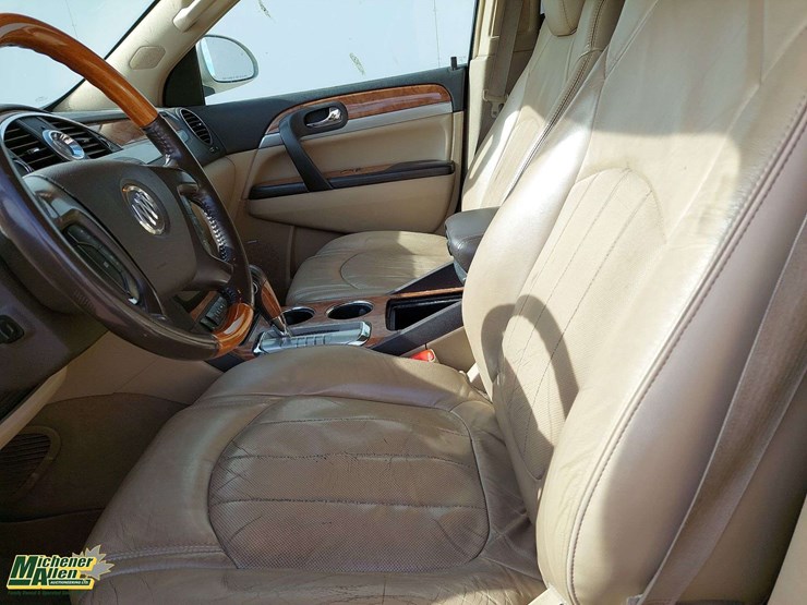 2009-buick-enclave-cxl-image-10