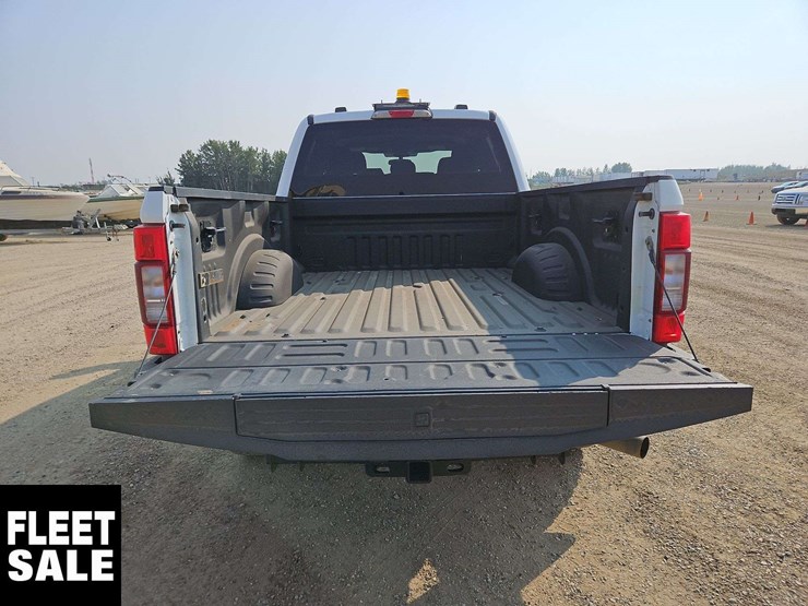 2021-ford-f250-image-17
