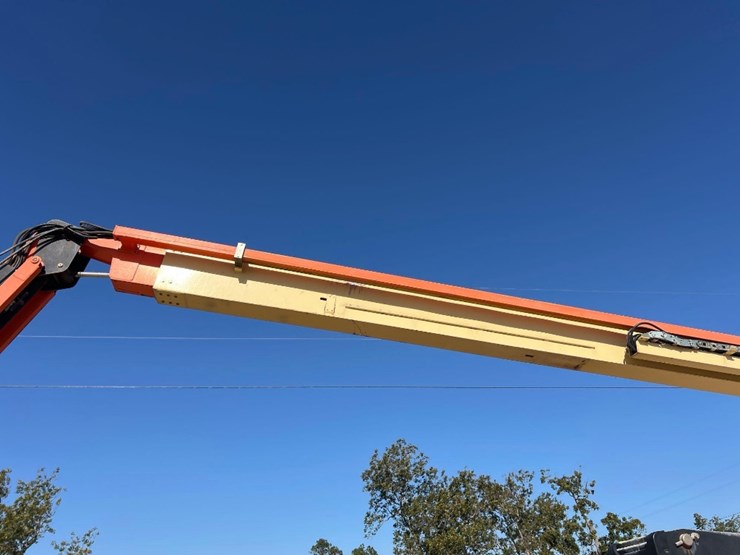 2005-jlg-800aj-image-26
