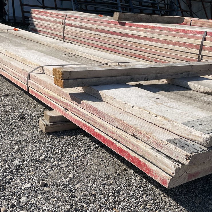 #1978 • (14) Scaffolding Planks