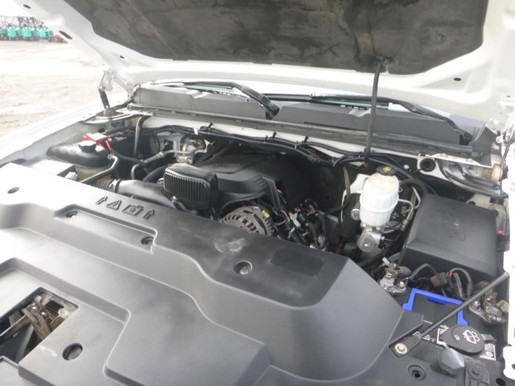 2012-chevrolet-3500-image-14