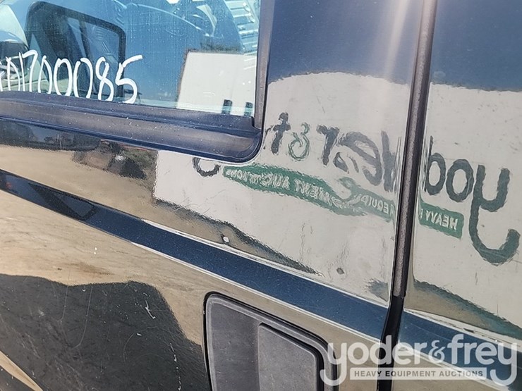 2015-ford-f250-xl-image-20