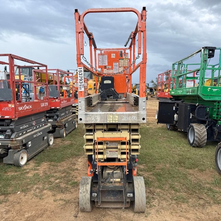 2008 JLG 2630ES