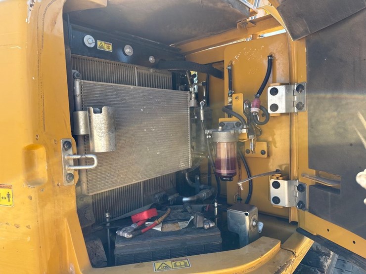 caterpillar-307e2-image-17