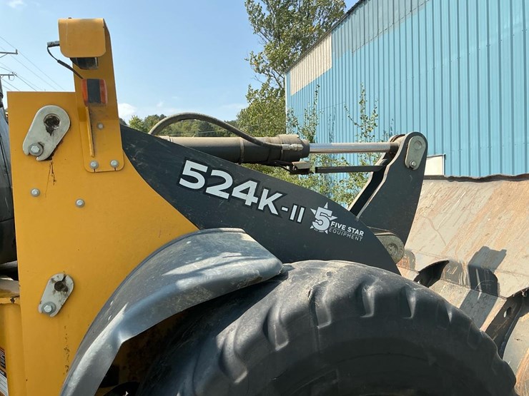 2018-deere-524k-image-25