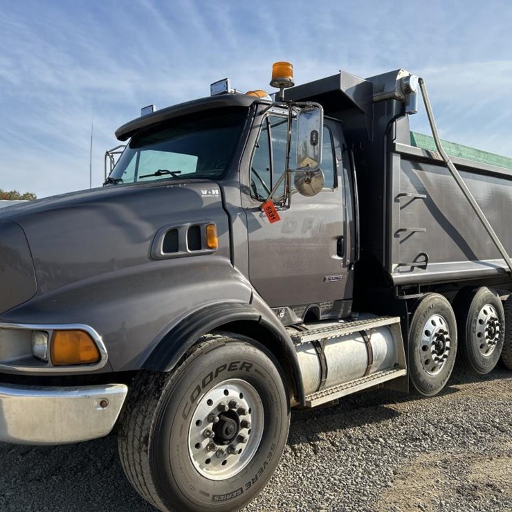 2000 STERLING L9500