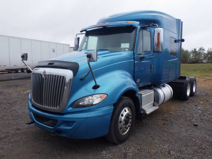 2016-international-prostar-image-1