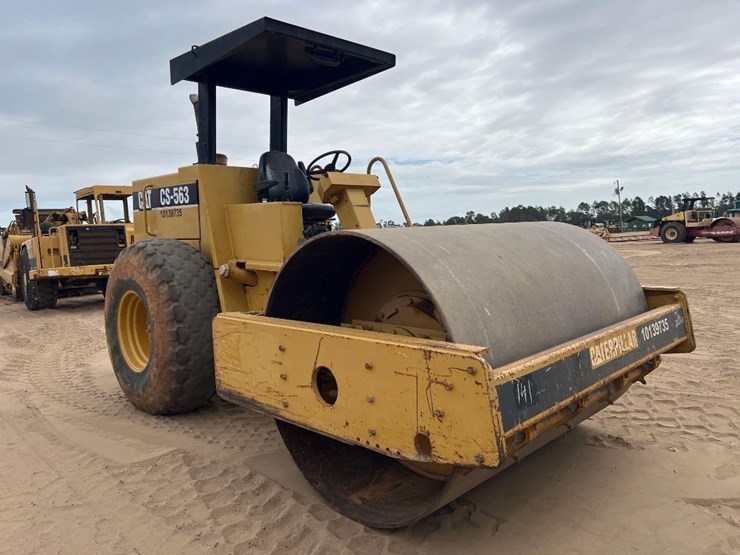 caterpillar-cs-563-image-6