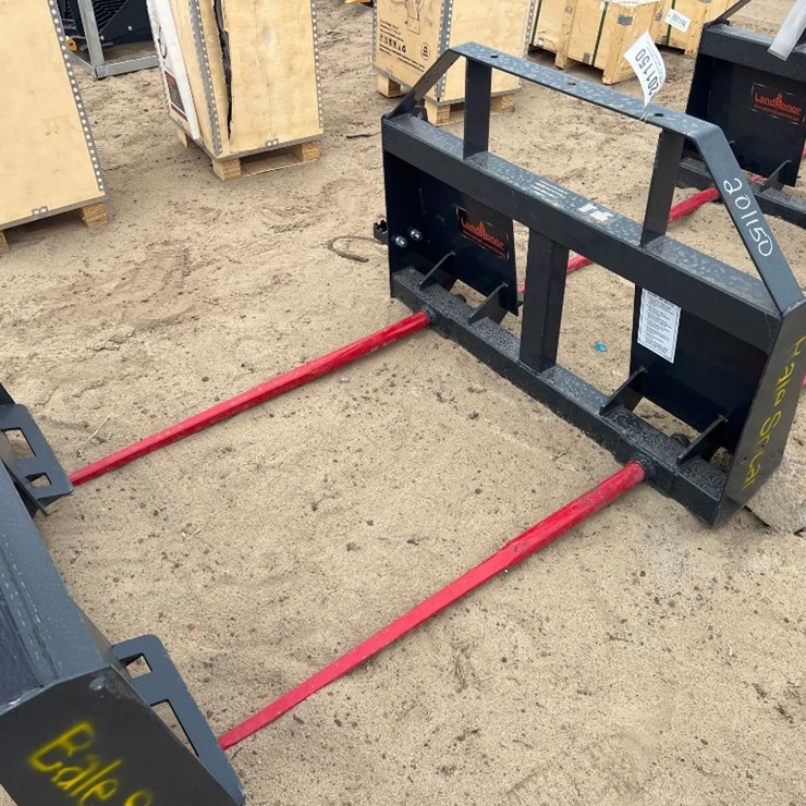 UNUSED LANDHONOR BS-12-2500G BALE SPEAR