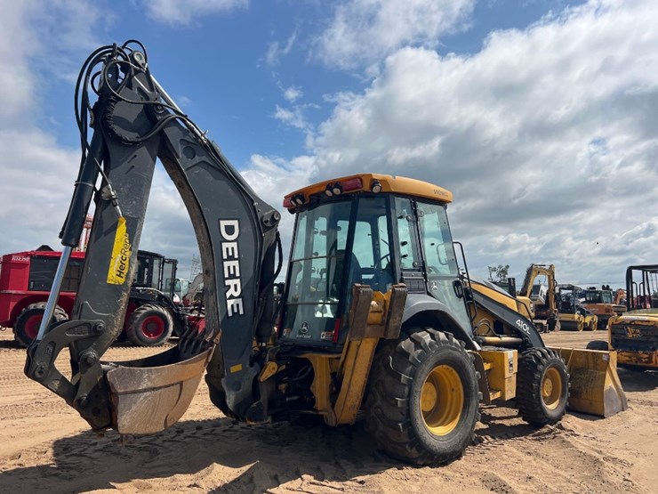 2018-deere-410l-image-4