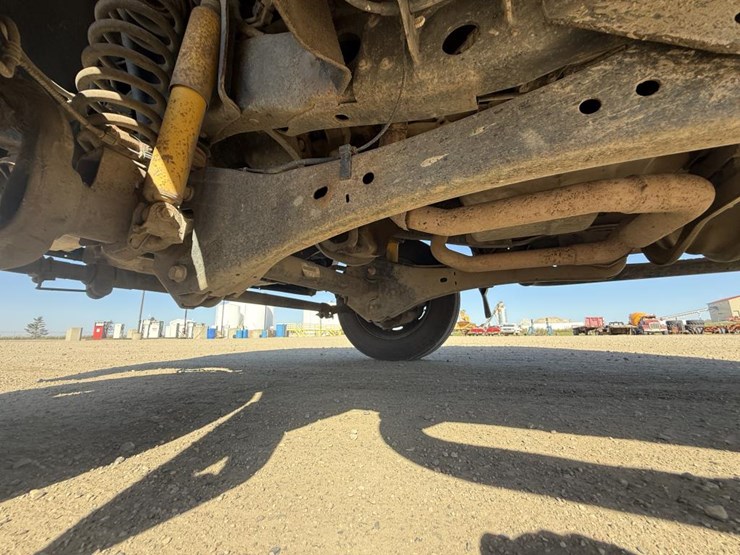 2011-ford-f450-xl-image-43