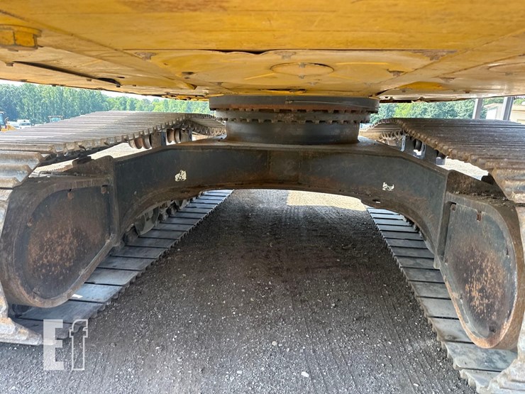 2020-komatsu-pc360-lc-11-image-10