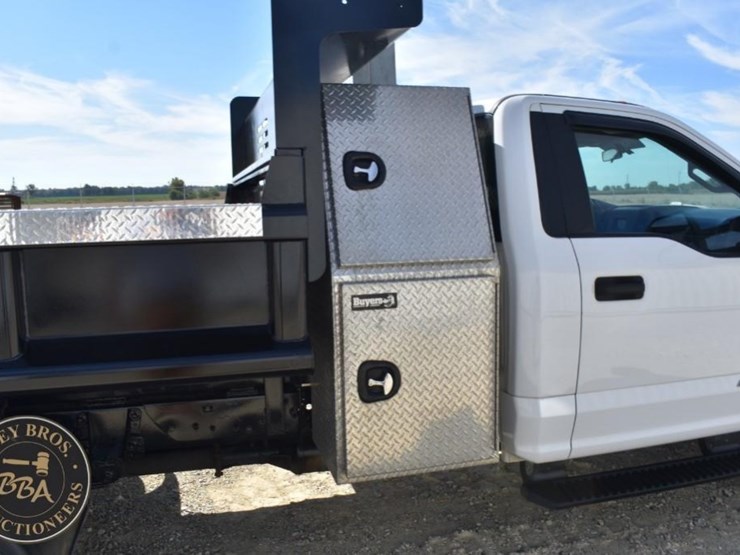 2017-ford-f550-image-48