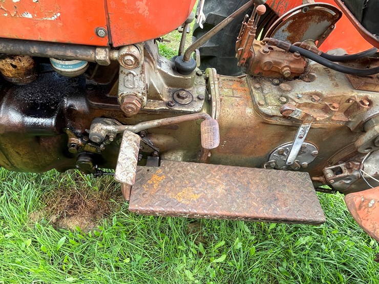 massey-ferguson-65-image-29