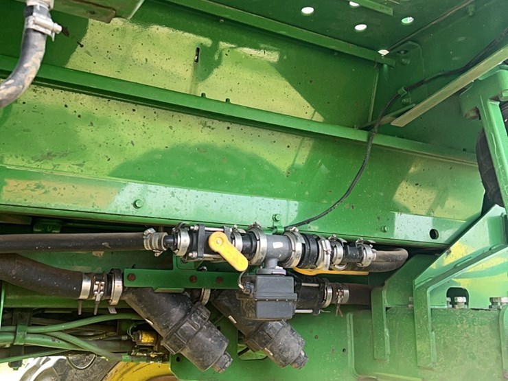 john-deere-4830-image-70