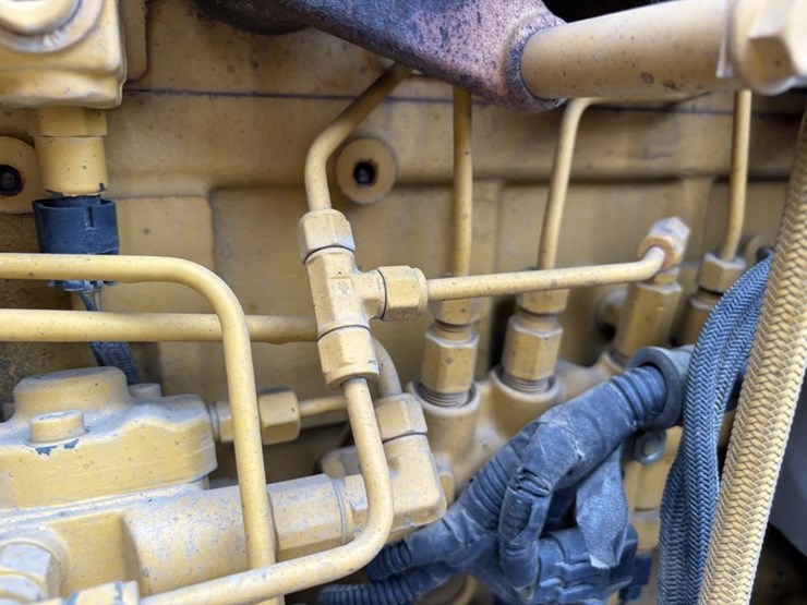 2012-deere-210lj-image-57