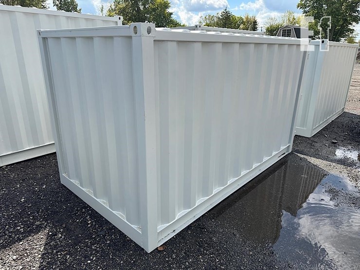 hurricane-5'x10'x5.5'-shipping-container-image-3