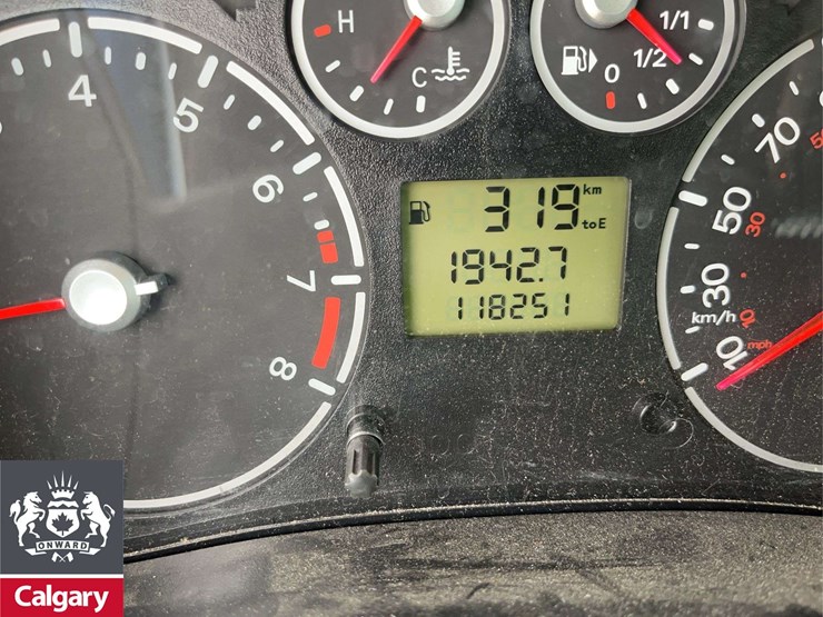 2013-ford-transit-connect-image-17