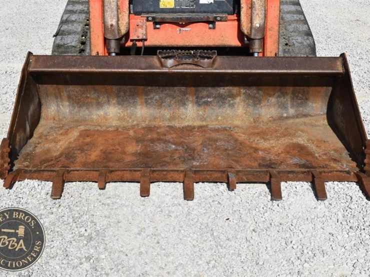 2021-kubota-svl97-2-image-70