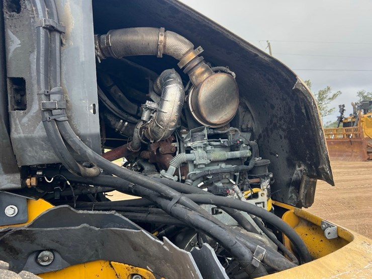 2018-deere-344l-image-20