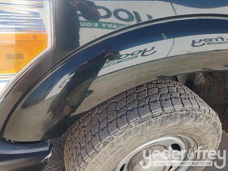 2015-ford-f250-xl-image-13