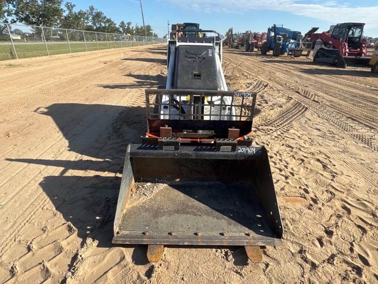 2023-bobcat-mt100-image-3