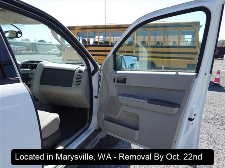 2012-ford-escape-image-25