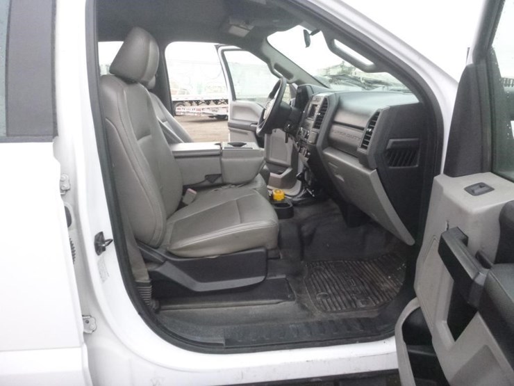 ford-f550-image-15