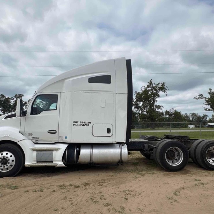 2014 KENWORTH T680