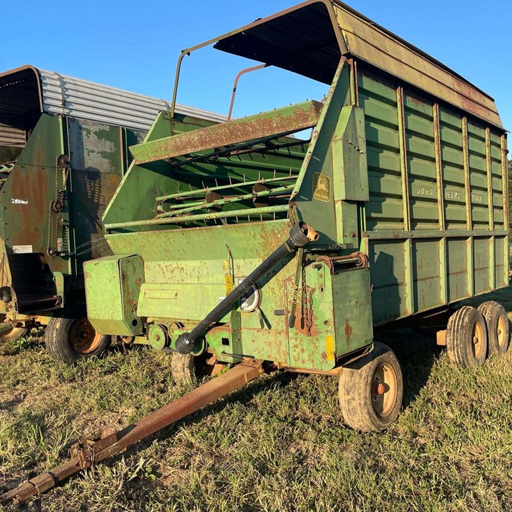 JOHN DEERE 714A