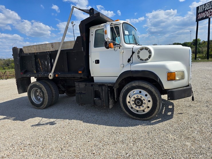 1994-ford-lta9000-image-37