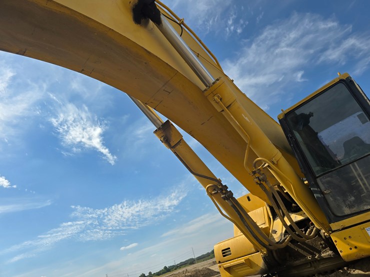 komatsu-pc750-se-image-55