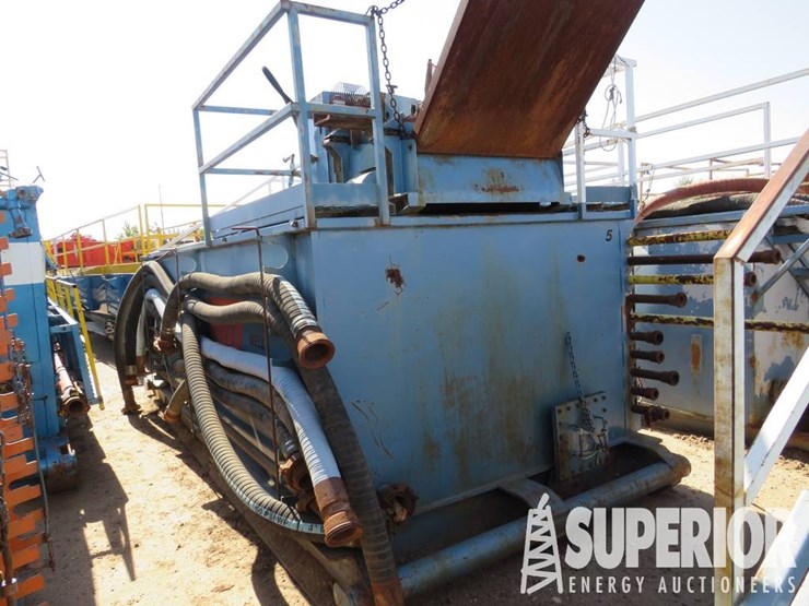 (5-86)-5'h-x-7'4"w-x-15'l-2-compartment-mud-shaker-image-2