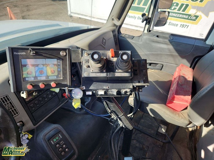2016-international-workstar-7600-image-11