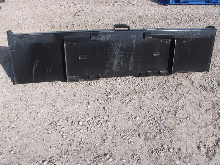 #2012-•-90-inch-skid-steer-bucket-with-blade-image-6
