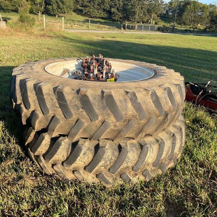 SET of DUALS BOLT ON 480/80 R46