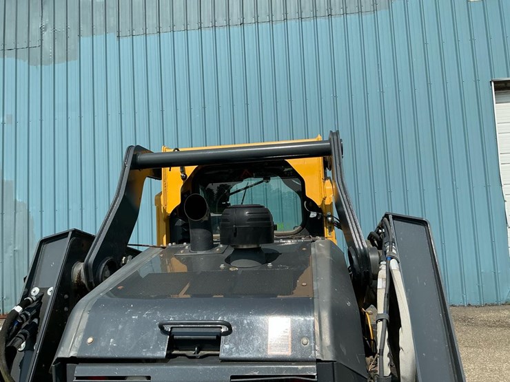 2020-deere-333g-image-27