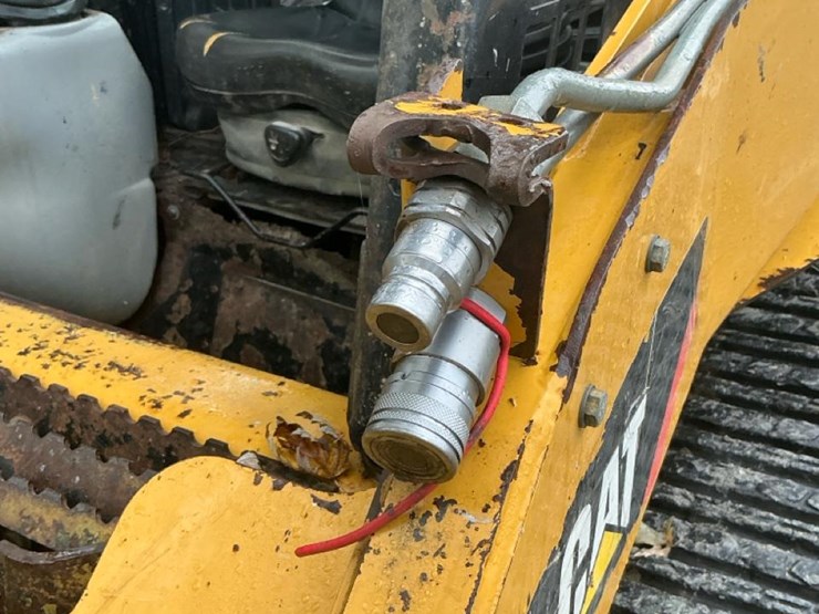 2010-caterpillar-257b-image-33