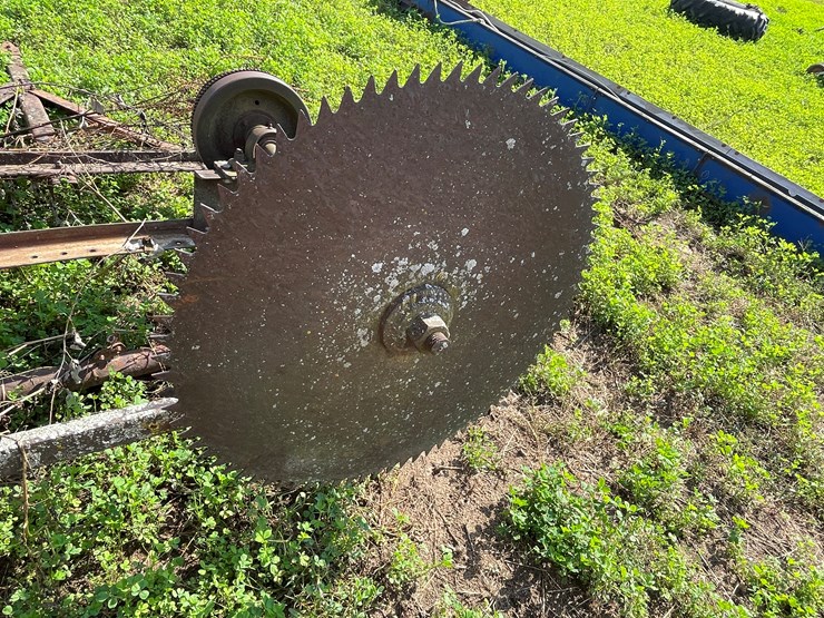 #5025-•-buzz-saw-on-cart-image-9