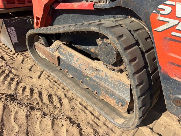 kubota-svl75-2-image-21