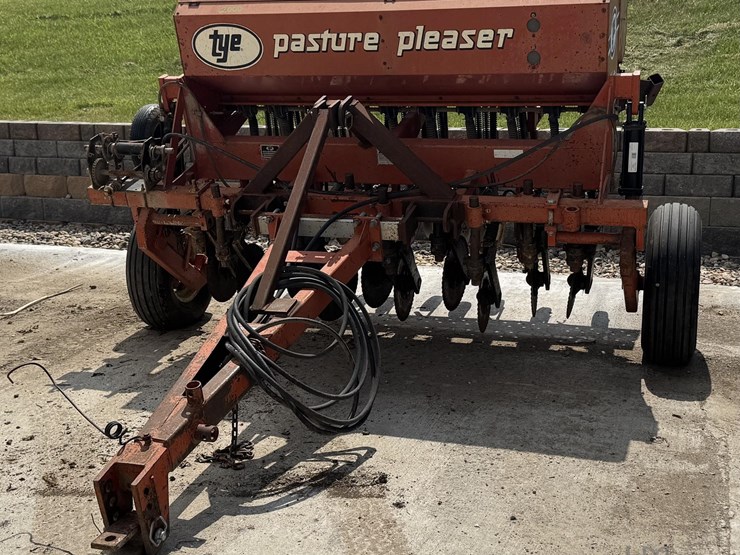 tye-pasture-pleaser-image-1