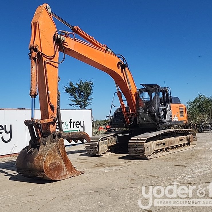 2015 HITACHI ZX300 LC-6