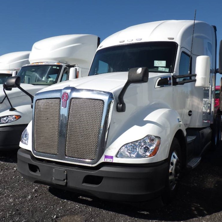 2016 KENWORTH T680