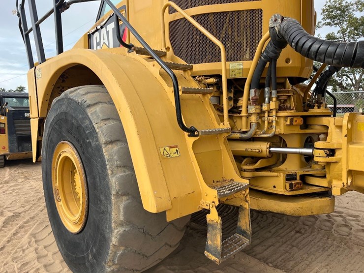 caterpillar-740b-image-9