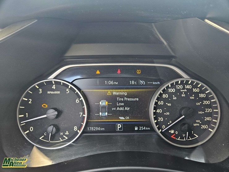 2016-nissan-murano-image-24