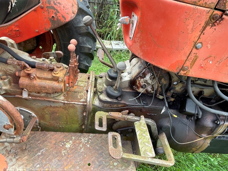 massey-ferguson-65-image-21
